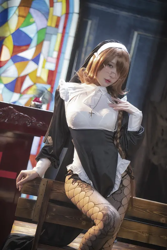 加冕 修女 - 阿包也是兔娘